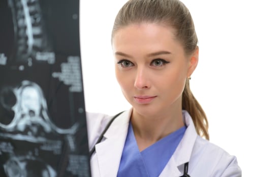 The Advantages of Attending an International Medical School