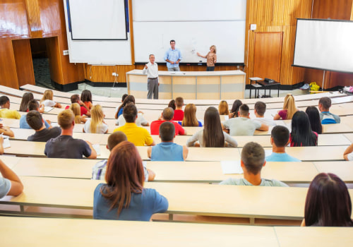 What is the Student-to-Teacher Ratio at an International Medical School?